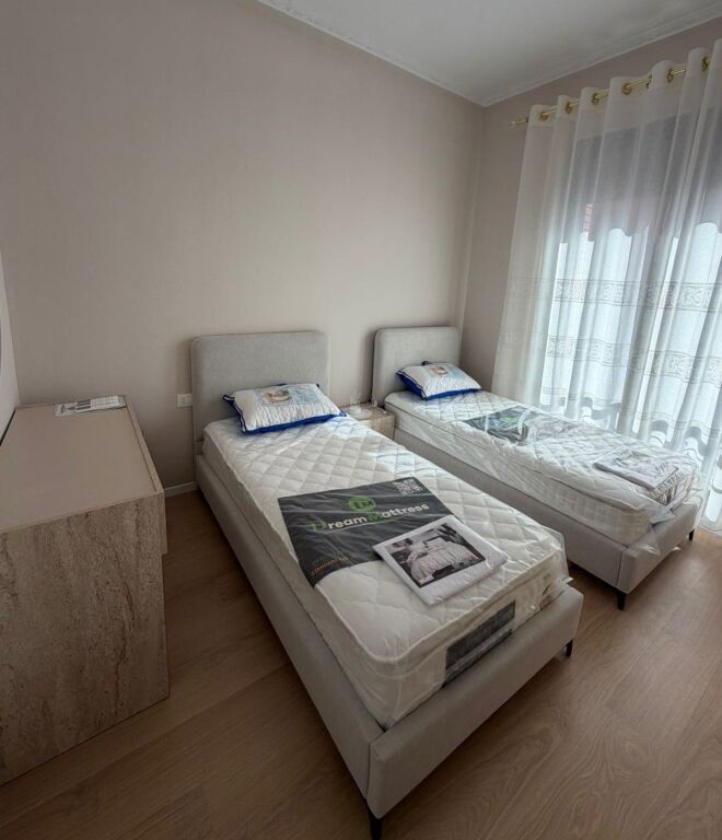 JEPET ME QIRA APARTAMENT 2+1+2 NË DELIJORGJI