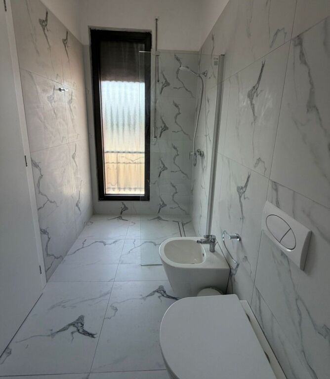 JEPET ME QIRA APARTAMENT 2+1+2 NË DELIJORGJI