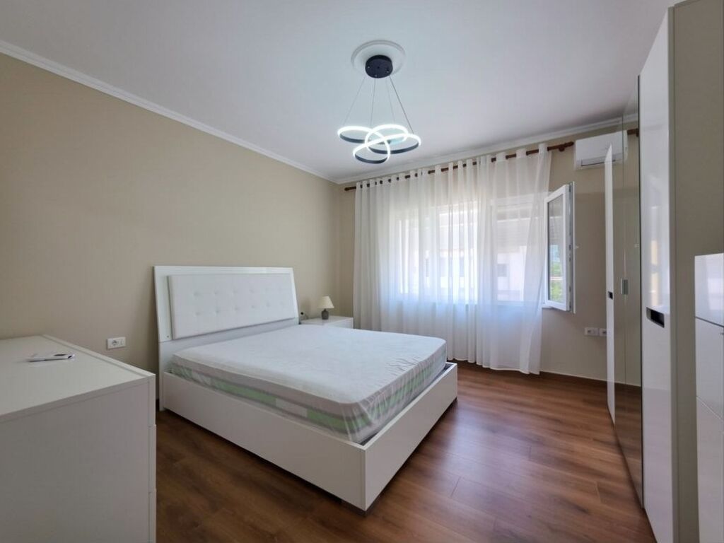 2 VENDE PARKIMI + Qira 2+1 - 9-katëshet - Widok 5