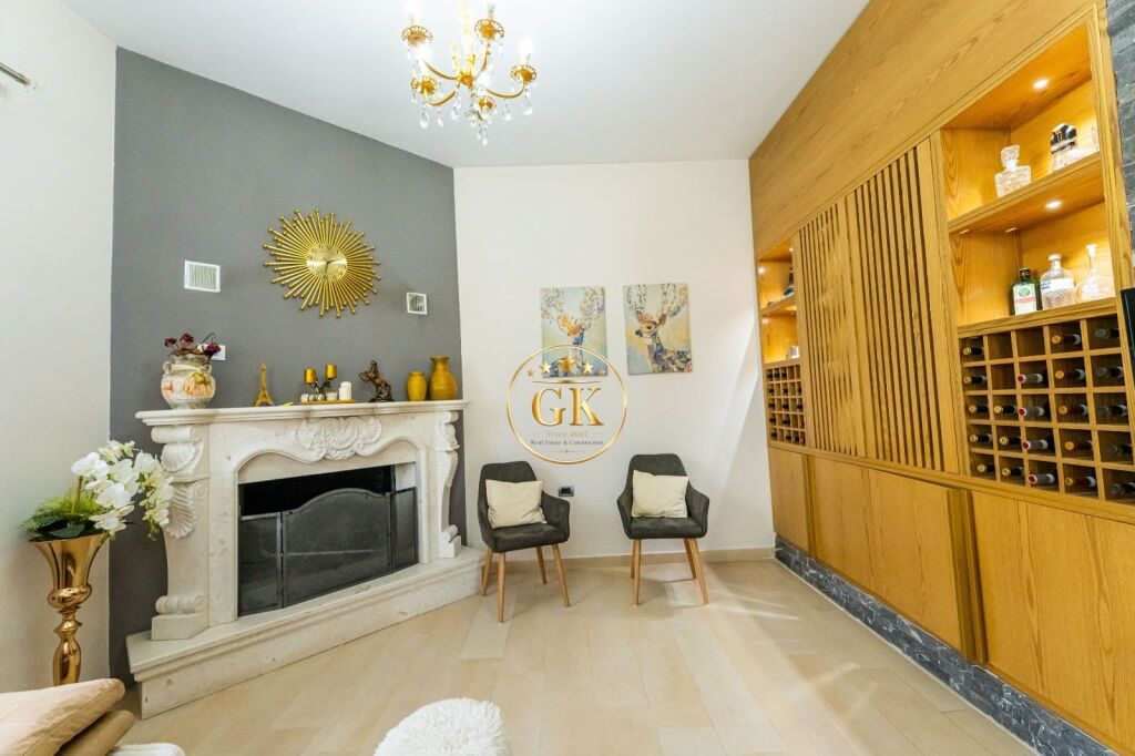 🏢✨ 3-STORY VILLA FOR SALE IN SHIJAK AREA ✨🏢