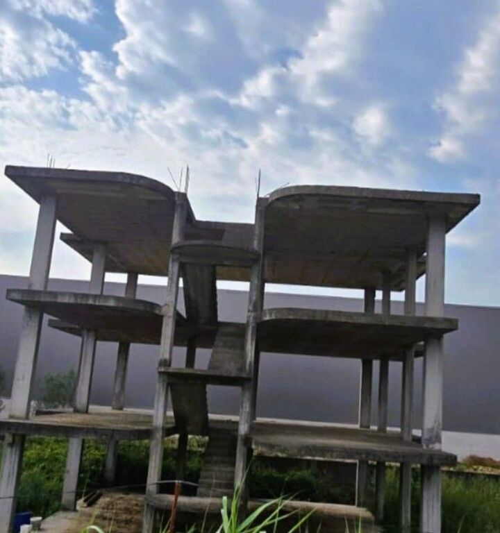 🏡 LAND + BUILDING FOR SALE IN DOMJE