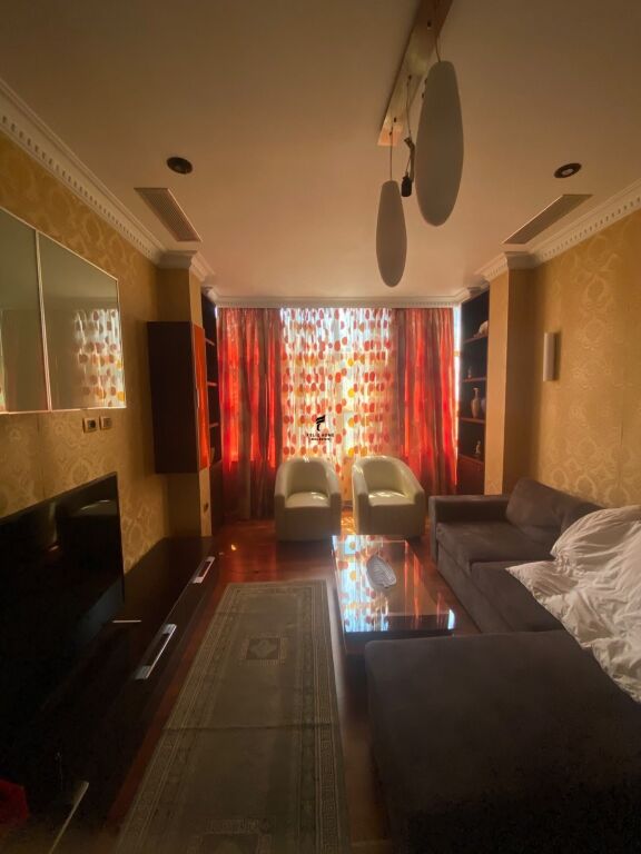 APARTAMENT ME QERA 1+1 BLLOK 60.000 LEKE FH-80809