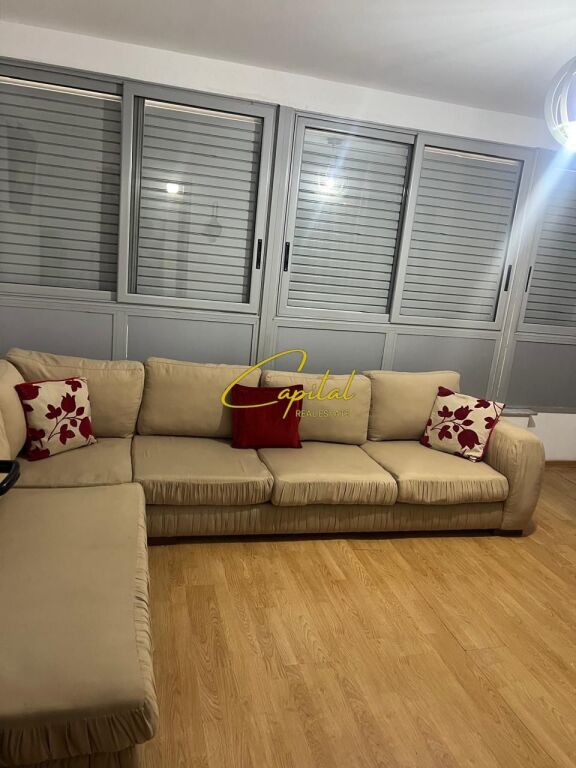 APARTAMENT ME QIRA 2+1 RRUGA E KAVAJES 60.000 LEKE