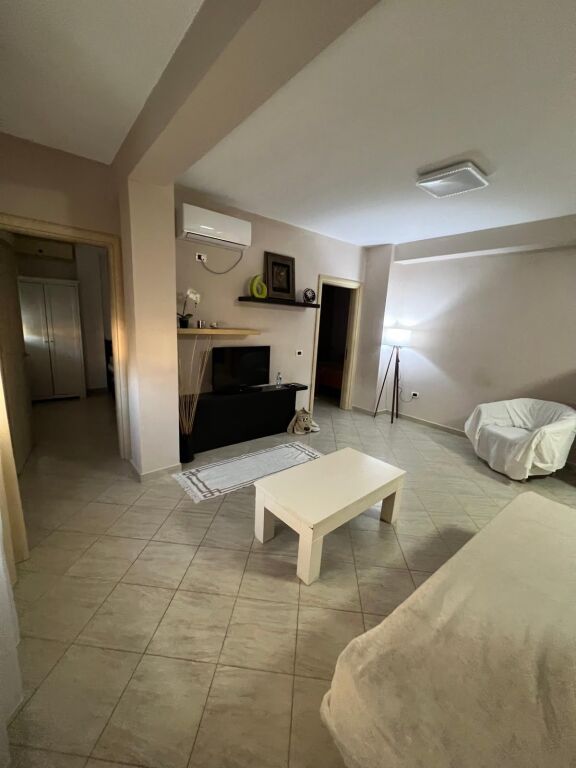 Apartment 2+1 for rent, Bllok near Wilson Square 700 thousand lek