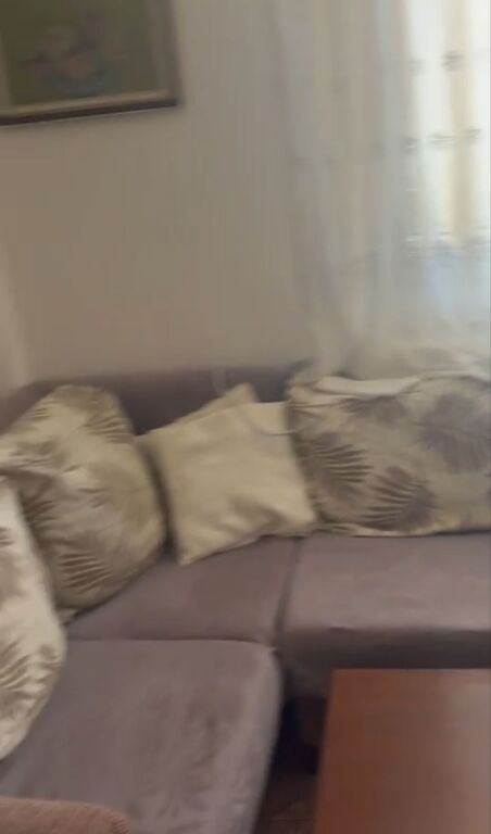 Rent | Vilë 2 + 1 | Spitali Amerikan 2 | 400 €/month