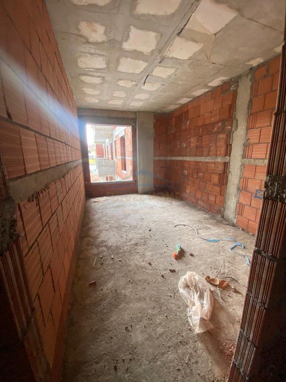 In vendita, Appartamento 2+1, Viale "Nene Tereza", Kamez. Empire70851