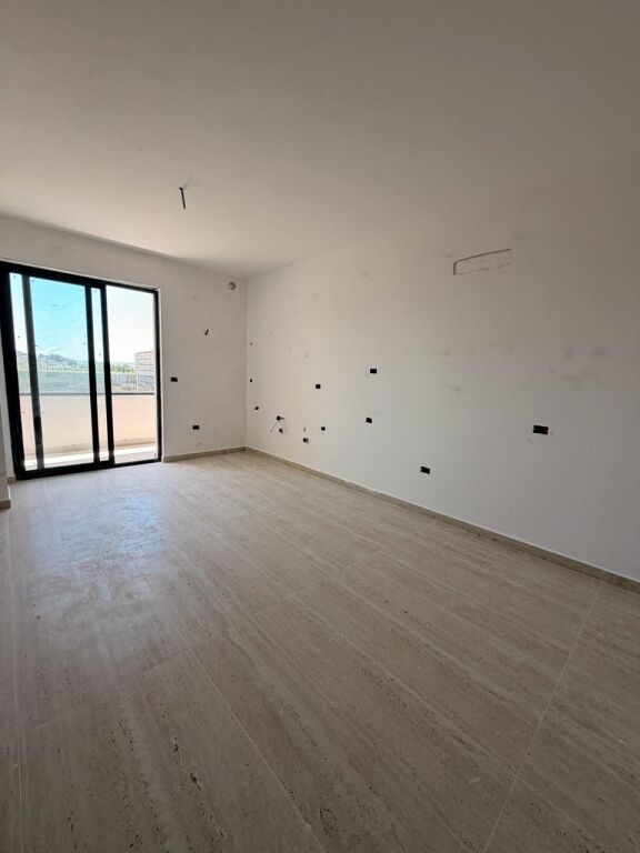 🏡 Appartamento 1+1 + Garage in Vendita a Golem