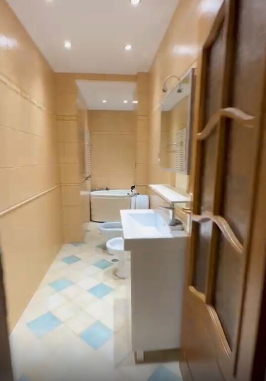 OFFICE FOR RENT 107 M2 BLOCK 90,000 LEKE FH-80776
