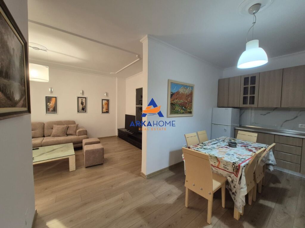 APPARTAMENTO IN AFFITTO 1+1+BALCONE "MINISTERO DELLA GIUSTIZIA, VIALONE ZOGU I PARË" 1000 EURO