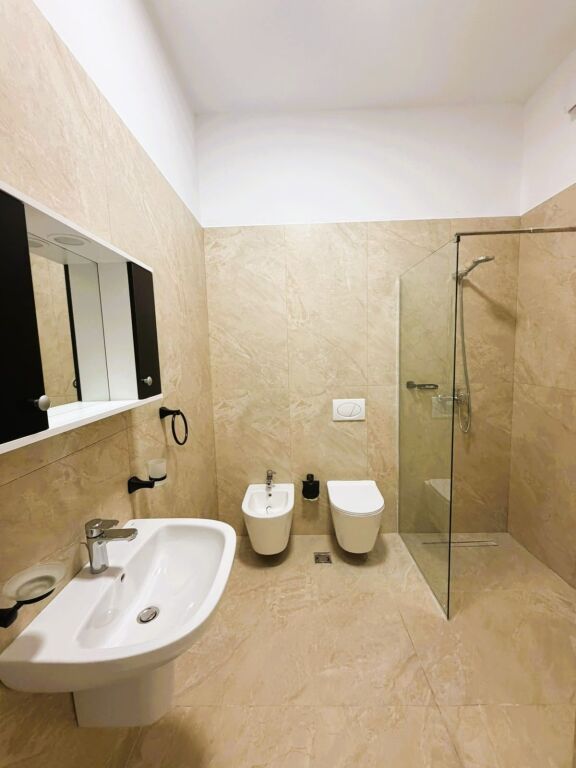 ✨Apartament 1+1+post parkimi me qira te Kompleksi Delijorgji✨