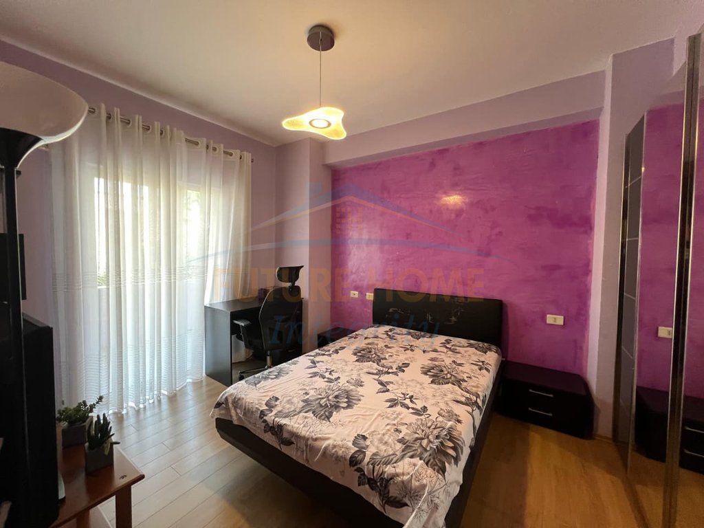 Qera, Apartament 2+1+2, Zogu i Zi, Tiranë.