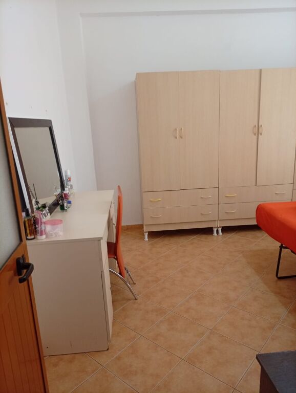 DIVISIONE IN AFFITTO, ASTIR