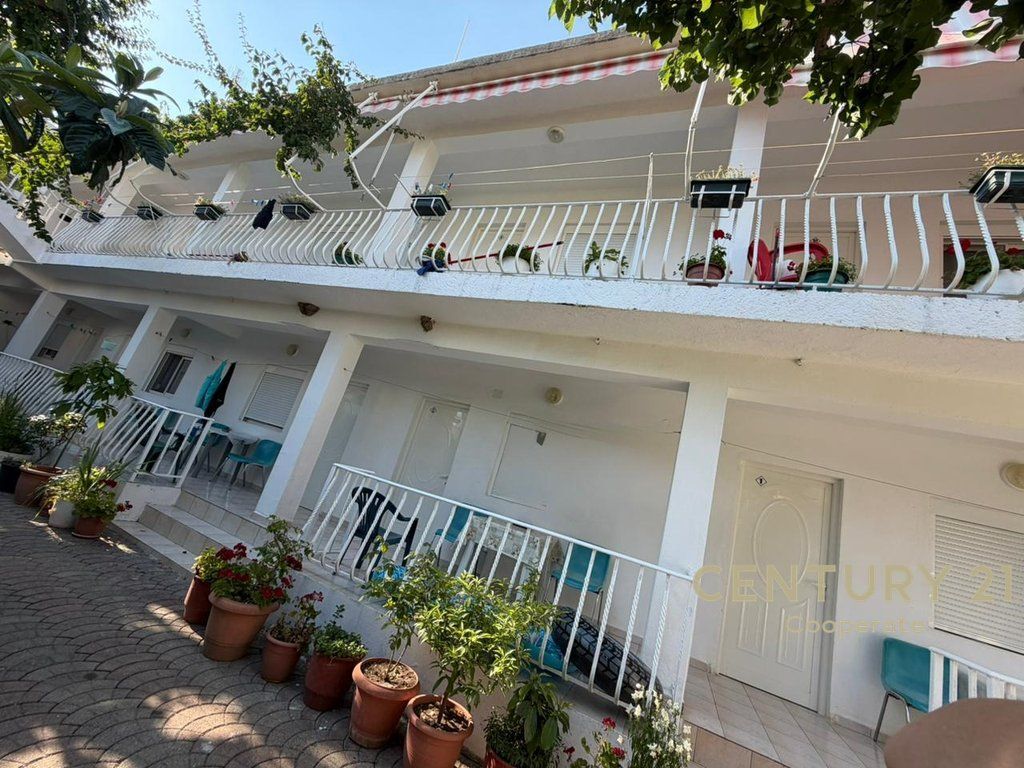 WE ARE SELLING A HOTEL WITH ACTIVE BUSINESS IN THE CENTER OF VELIPOJA.