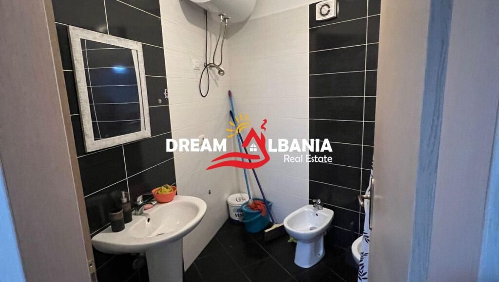 Vendesi appartamento 1+1 a Yzberisht vicino a Grand Gallery (ID 4111846)