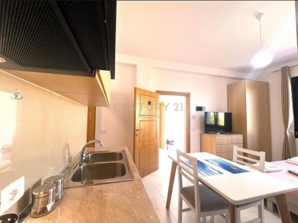 Three studios for rent in a private building near the former train station