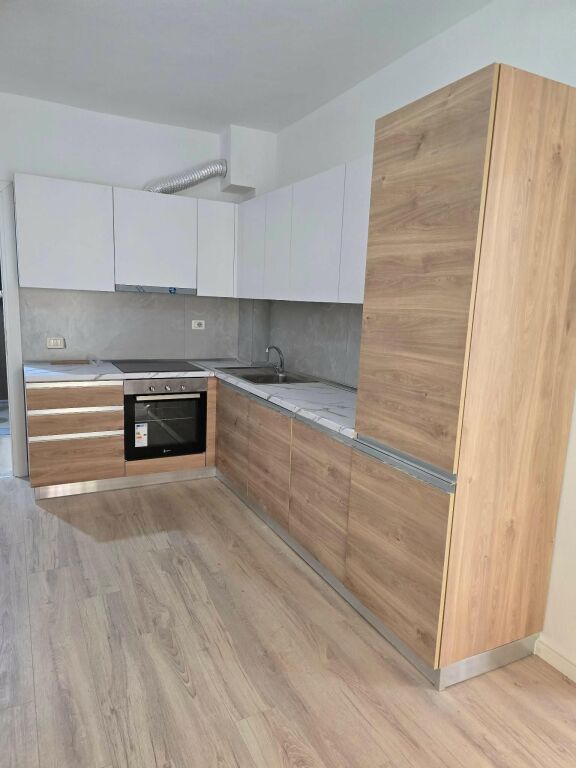 APARTMENT 2+1.500 EURO.5 MAY STREET