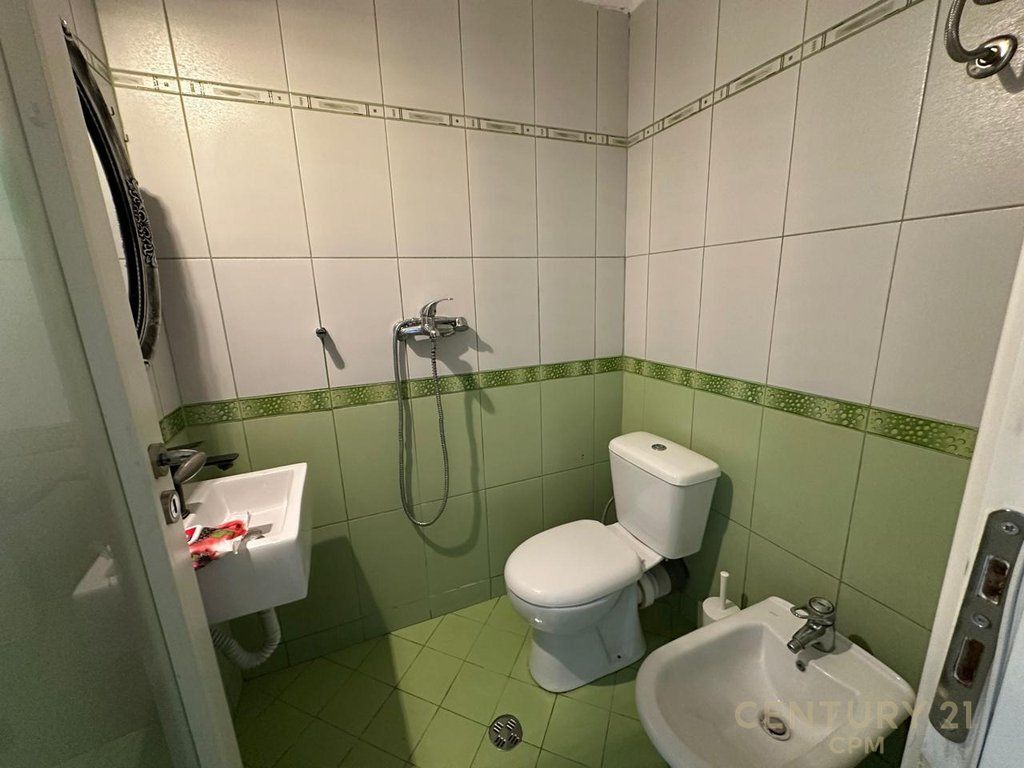 VICINO ALLA STRADA DEI COSOVARI AFFITTIAMO APPARTAMENTO 2+1+2 800 € /Mese