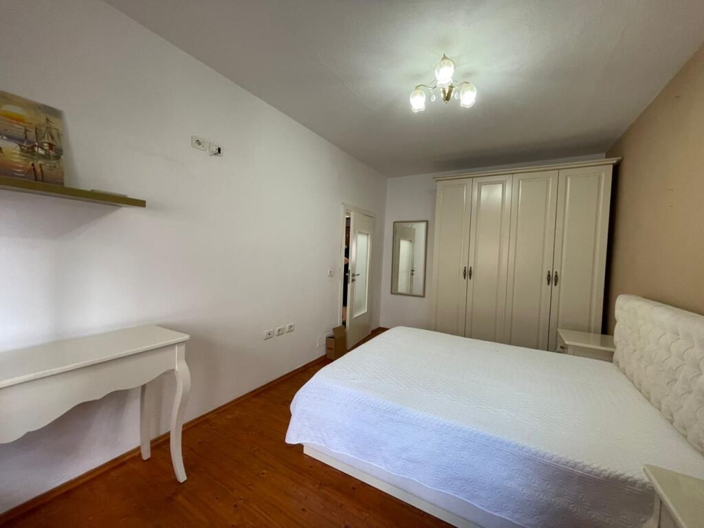 2+1 apartment for rent on Kosovareve Street.