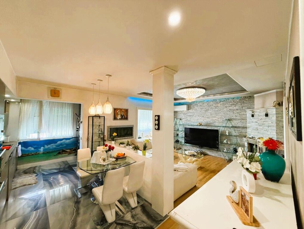 🔥Apartment 3+1 for sale at Komuna e Parisit🔥