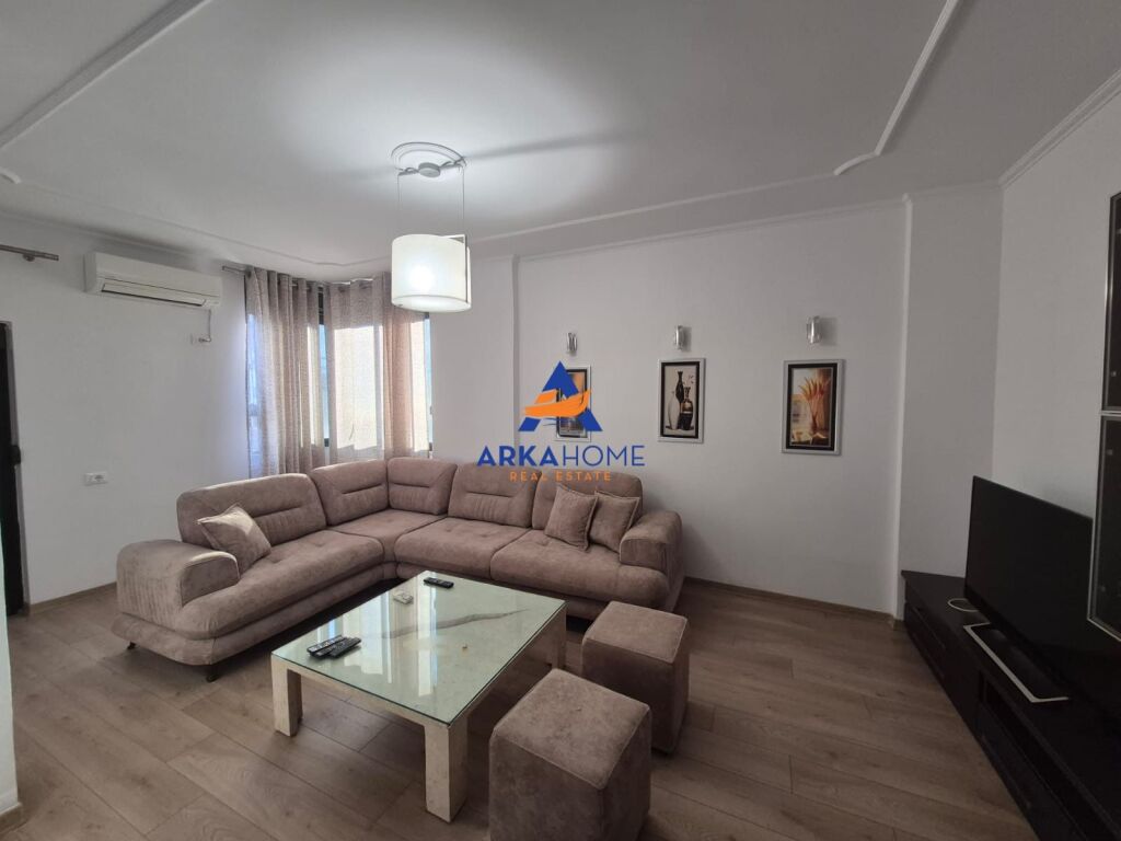 APPARTAMENTO IN AFFITTO 1+1+BALCONE "MINISTERO DELLA GIUSTIZIA, VIALONE ZOGU I PARË" 1000 EURO