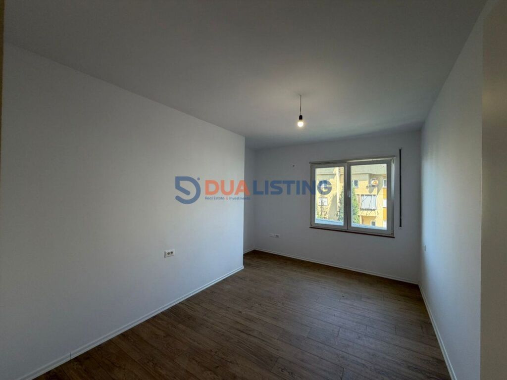 In vendita, appartamento 2+1+2 a Kodra e Priftit!
