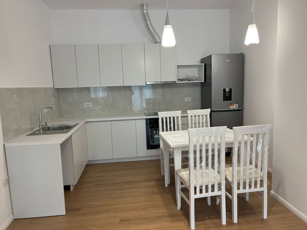 Apartment for rent - Ali Demi