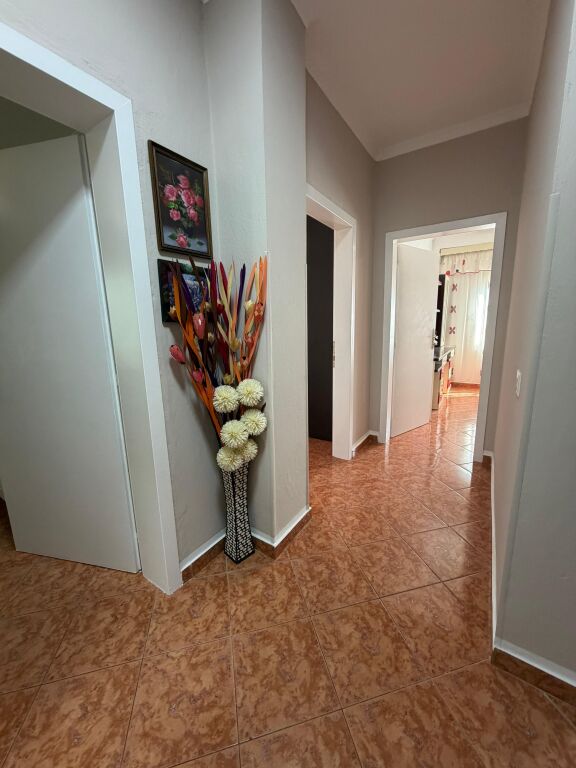 Jepet me qera apartament 2+1