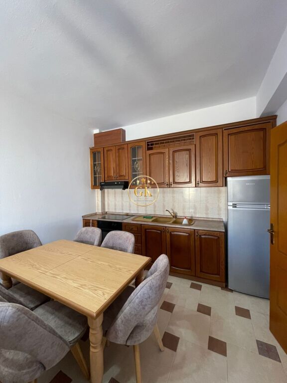 🏡 APARTMENT 2+1+2 FOR SALE WITH BALCONY AND SEA VIEW – NEAR PASTRY SHOP PELIKANI, DURRËS BEACH