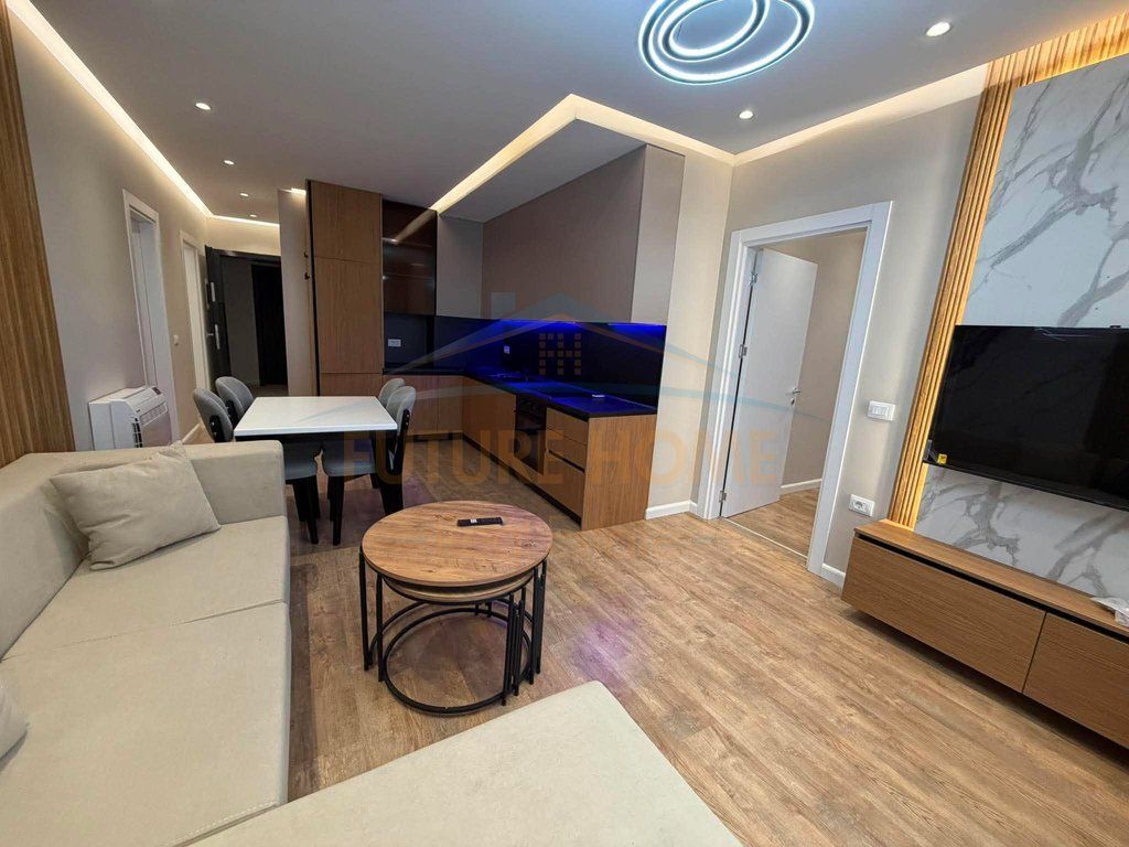 Rent, Apartment 1+1, Complex E88, Laprakë