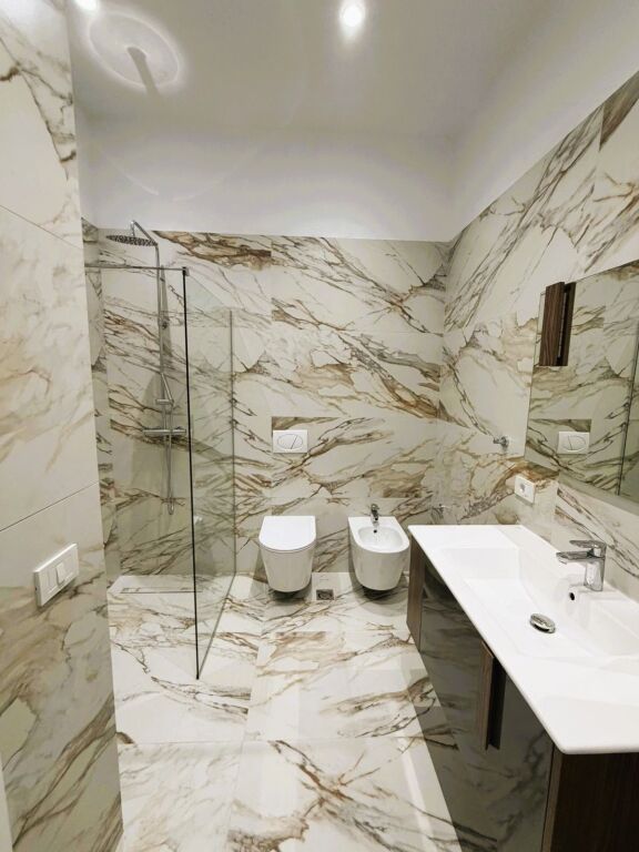 🔥EKSKLUZIVE – APARTAMENT 1+1 ME QIRA TEK KOMPLEKSI DELIJORGJI🔥