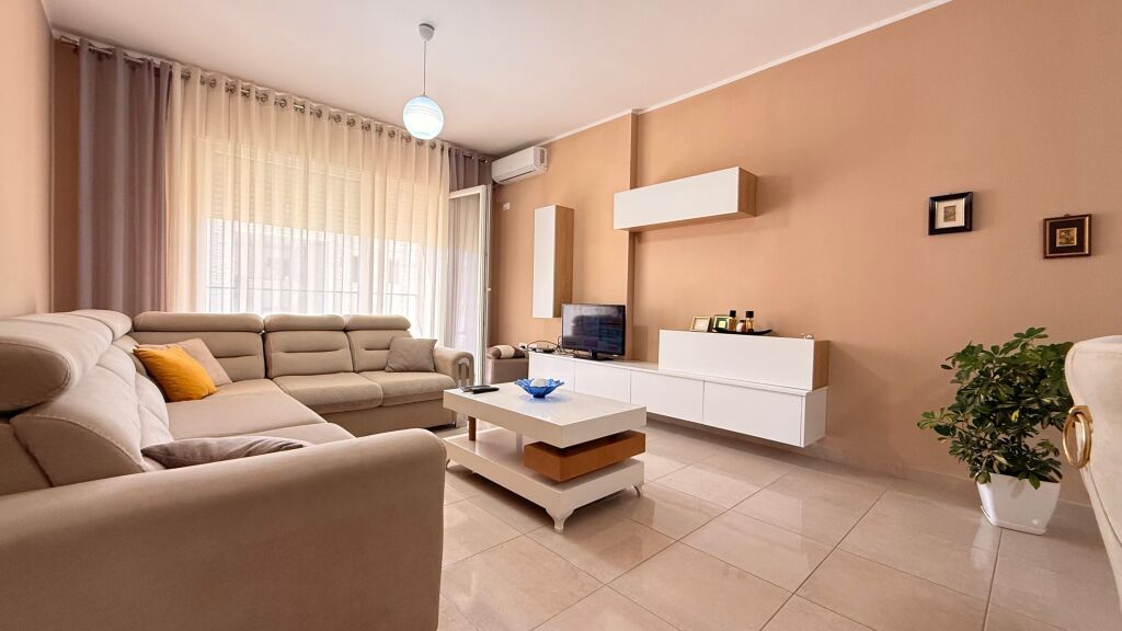 🏡 Apartment 2+1 for Rent on Ferit Xhajko Street (former Durrës Restaurant), Tirana 📍