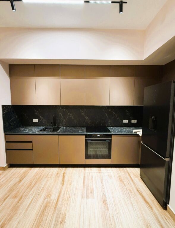 🔥EKSKLUZIVE – APARTAMENT 1+1 ME QIRA TEK KOMPLEKSI DELIJORGJI🔥