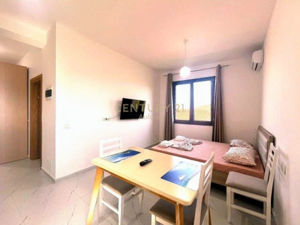 Three studios for rent in a private building near the former train station