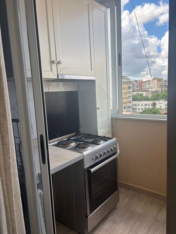 1+1,floor 7 elevator,myslym shyri,600 euro