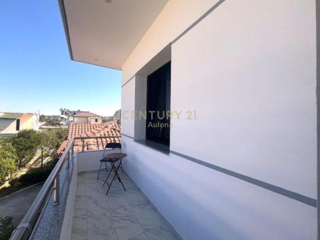 Three studios for rent in a private building near the former train station