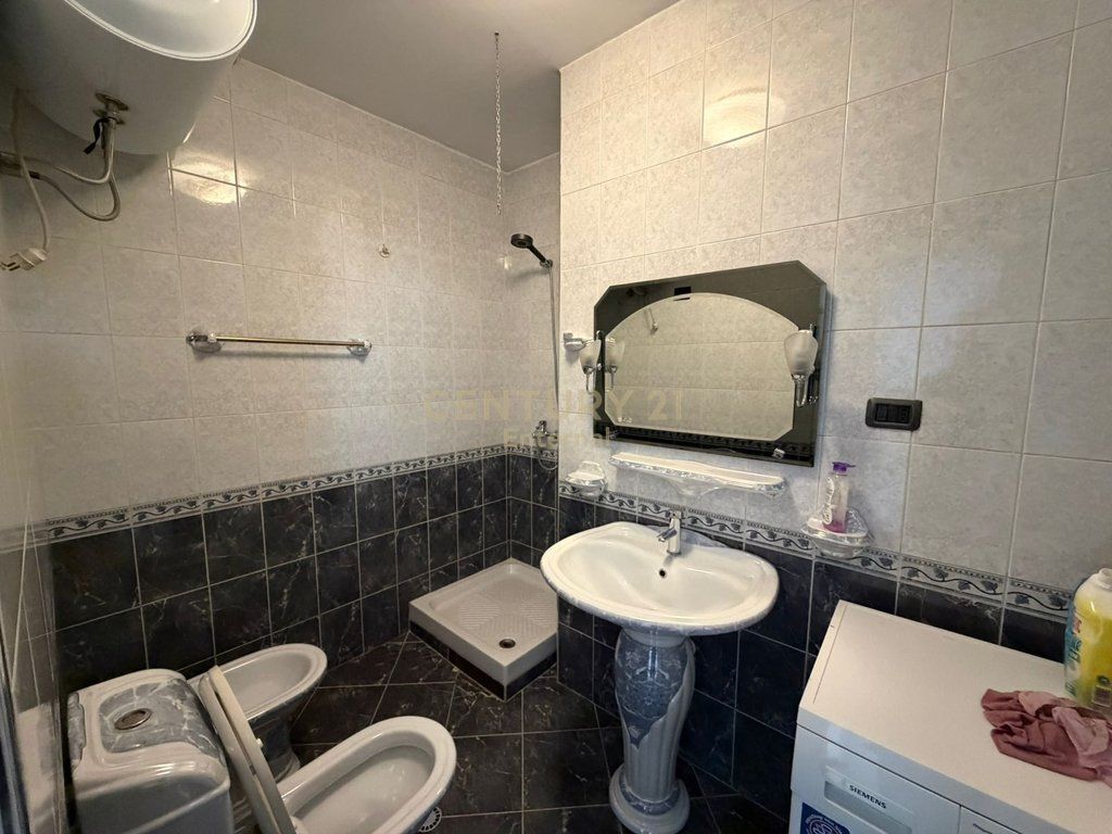 Apartament 2+1+2 me Qira te Rruga e Barrikadave, pranë Prokurorisë!