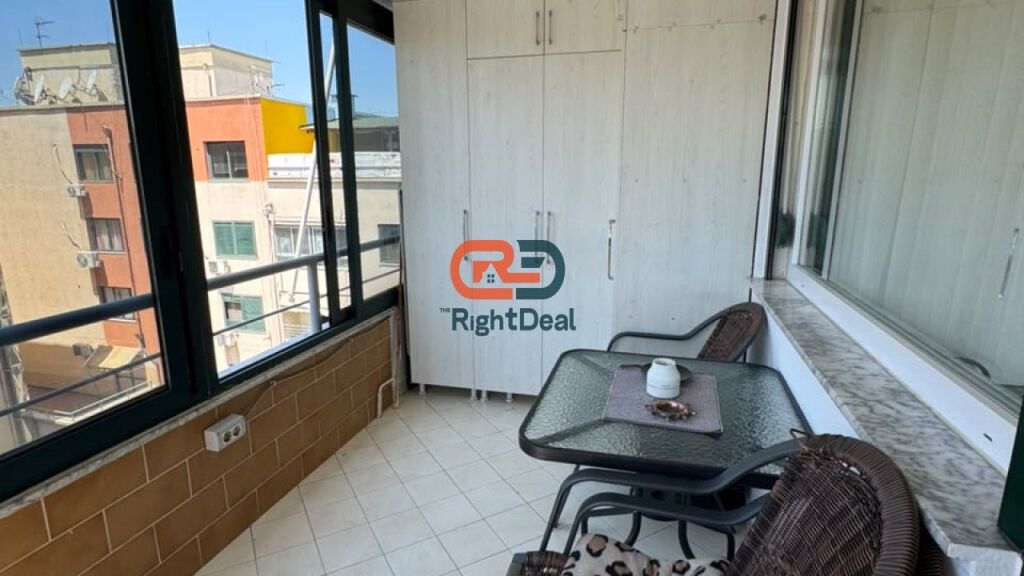 Tek Kryqezimi I 21 Dhjetorit, Mbrapa Bar Oslo, Jepet Me Qira Apartament 2+1, Me Lokacion Ideal!!!