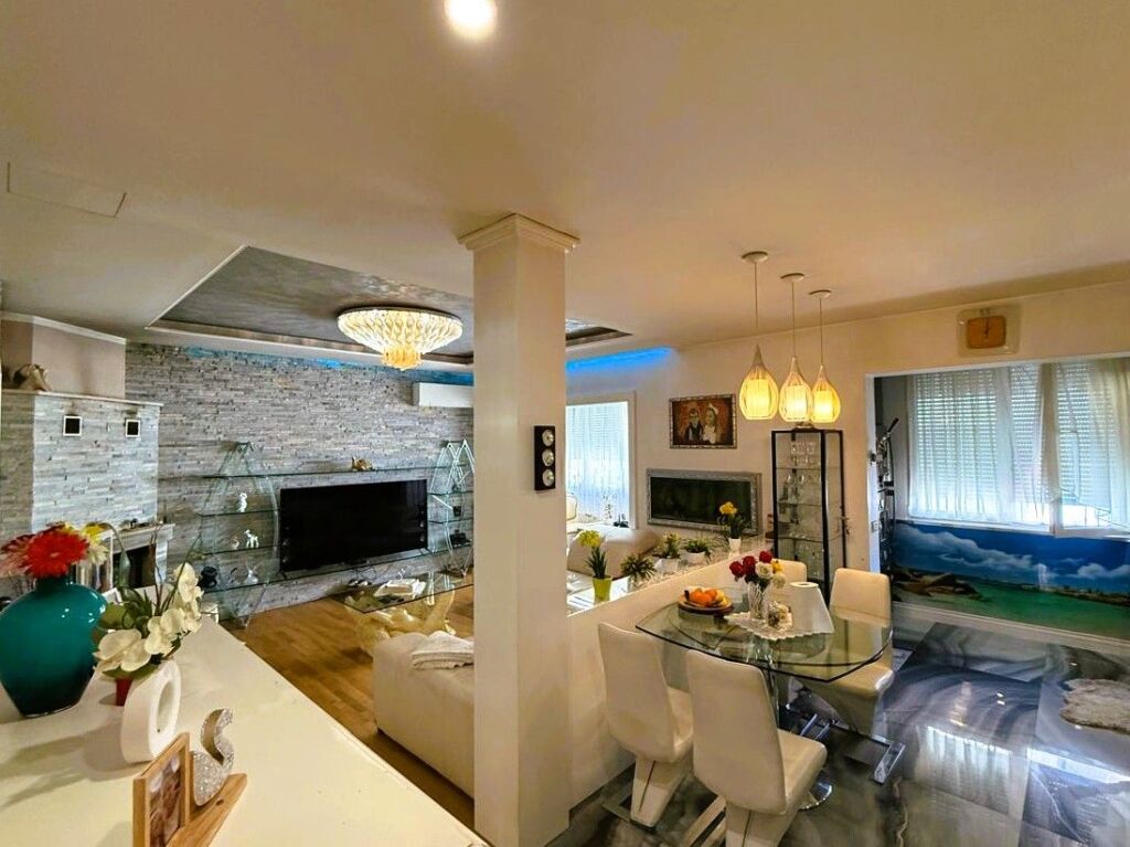 Apartment 3+1+2 for Sale – With Garage &amp; Storage (Paris Commune) ✨