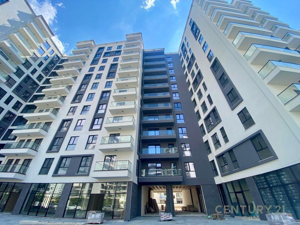 TEK GARDEN TURDIU FUSHA E AVIACIONIT SHESIM APARTAMENT 2+1