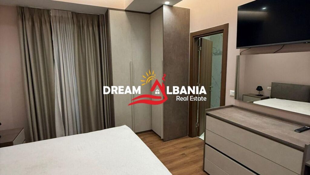 Jepet Apartament 2+1+2 me qera Tek Kompleks Arlis, Farmacia 10 (42215598)