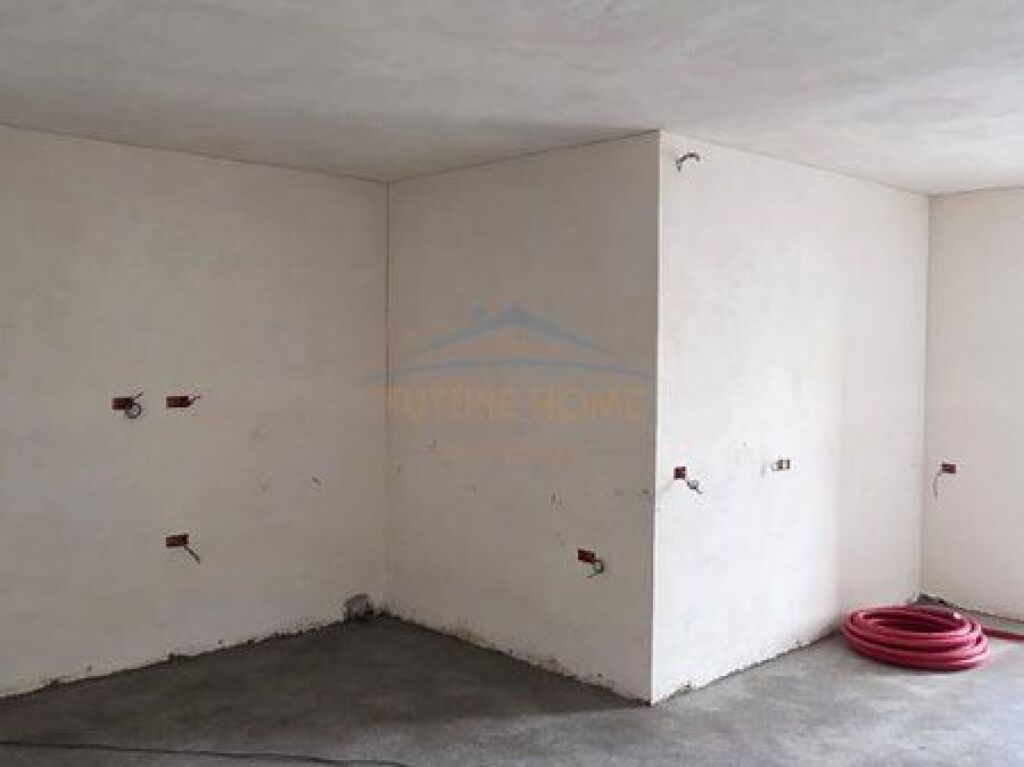 For sale, 2+1 Apartment + 2 Parking Spaces, "Pasho Hysa" Street, Electric Market, Tirana.