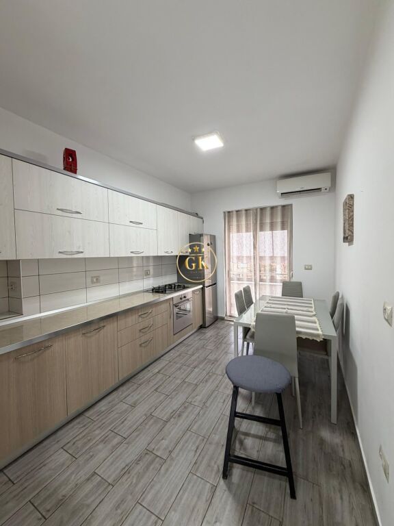 🏡 APPARTAMENTO IN AFFITTO 2+1 – Boulevard, Durazzo