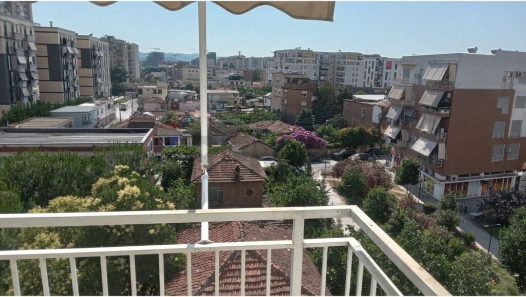 Appartamento - In Affitto - Via Jordan Misja, Tirana