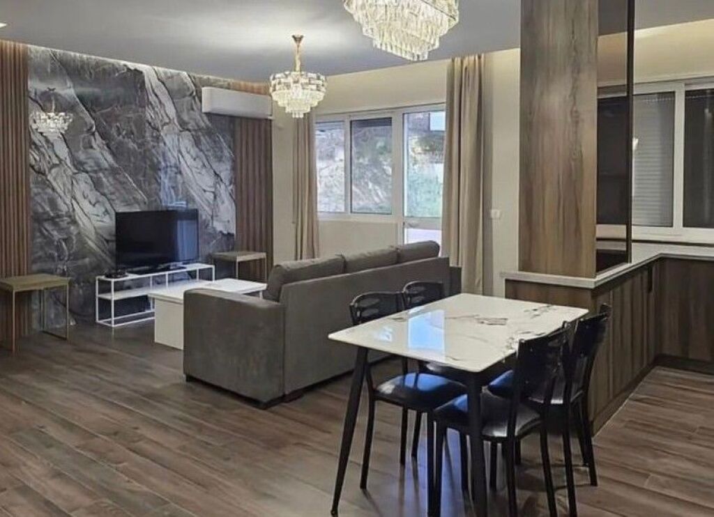 📌VENDESI APPARTAMENTO 2+1+2 VICINO AL GIARDINO BOTANICO &amp; ALLA MOSCHEA