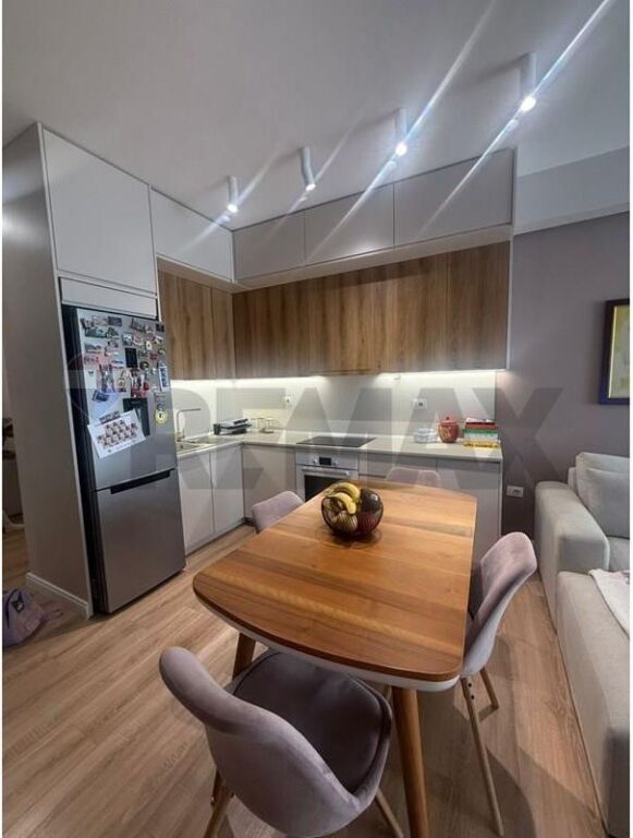 Apartament 2+1 me qera tek Kopshti Zoologjik!