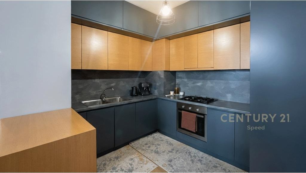APARTMENT 2+1 FOR RENT AT PARIS COMMUNE!