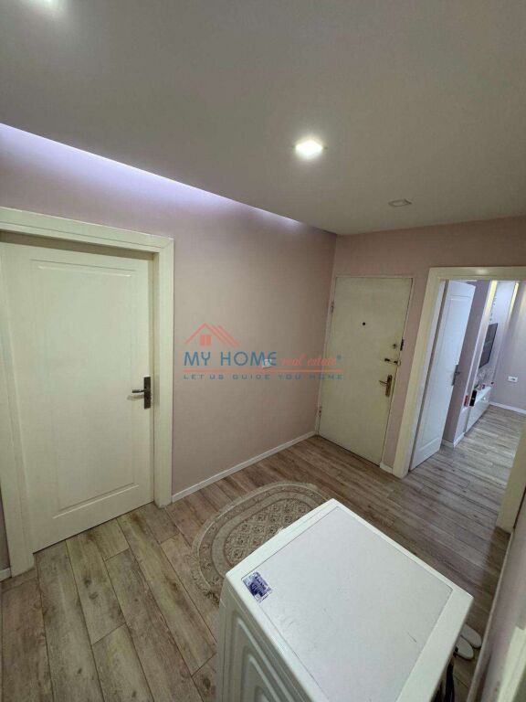 Apartament 1+1 me Qera tek 21 Dhjetori ne Tirane