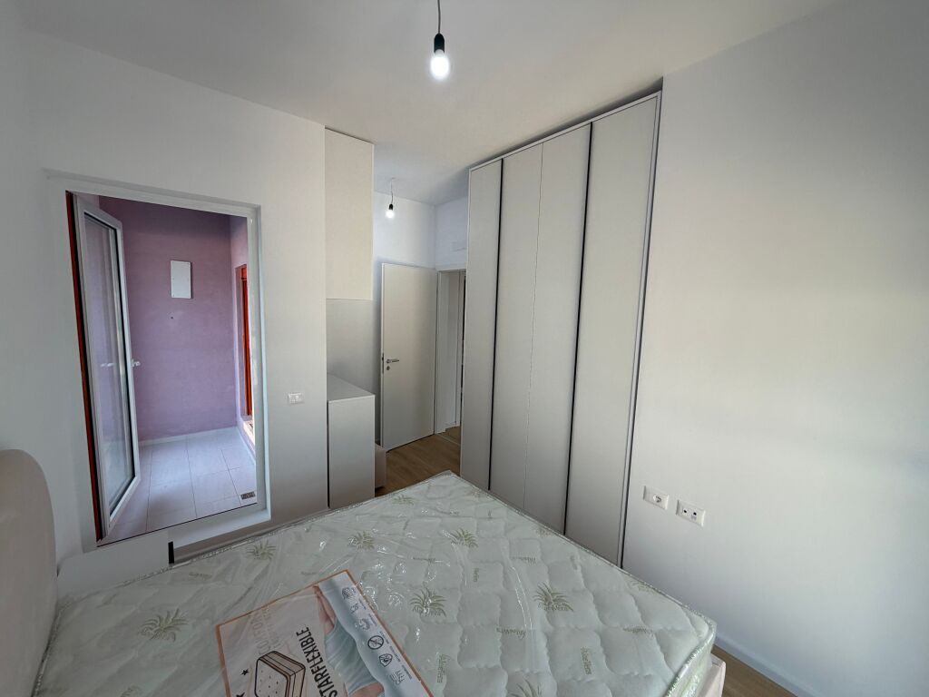 Jepet me qera 2+1 Ali Demi  470 mij lek