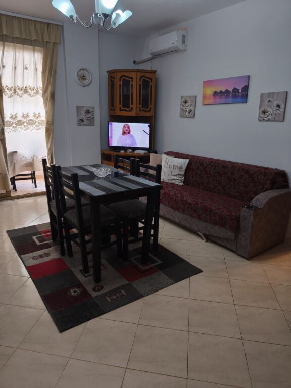 Affitto | Apartament 1 + 1 | Golem, Plazh| 350 €/mese