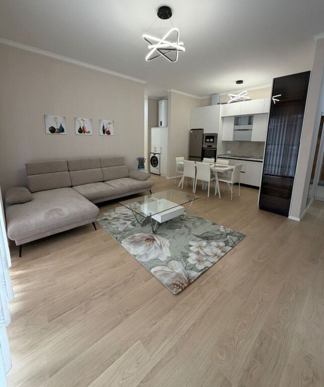 JEPET ME QIRA APARTAMENT 2+1+2 NË DELIJORGJI